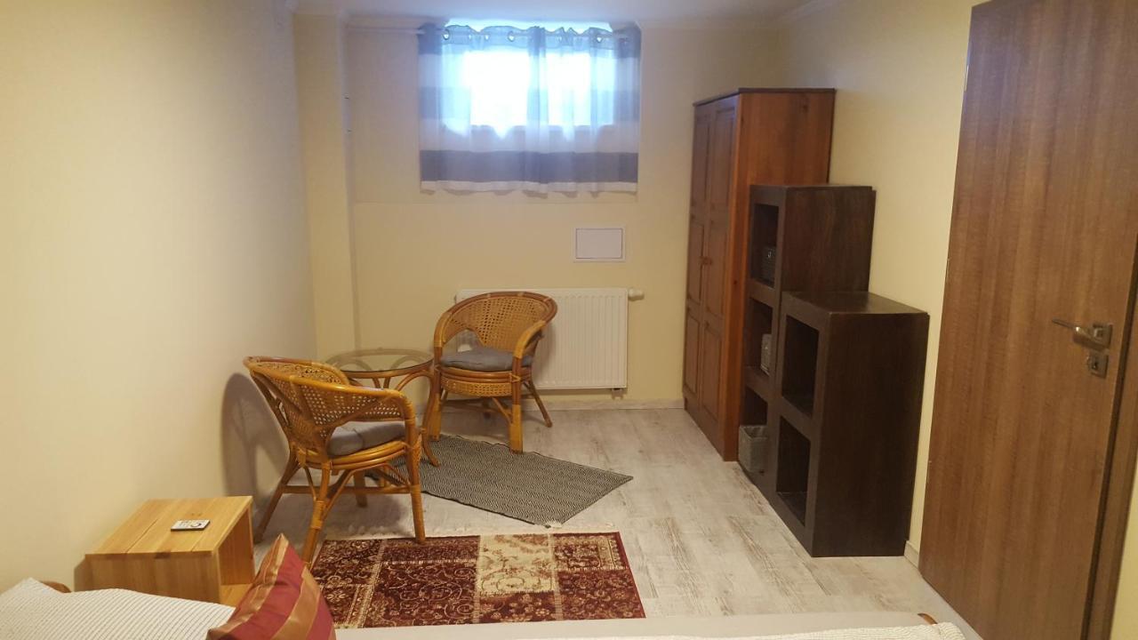Gyoengyvirag Apartman Keszthely Exterior photo