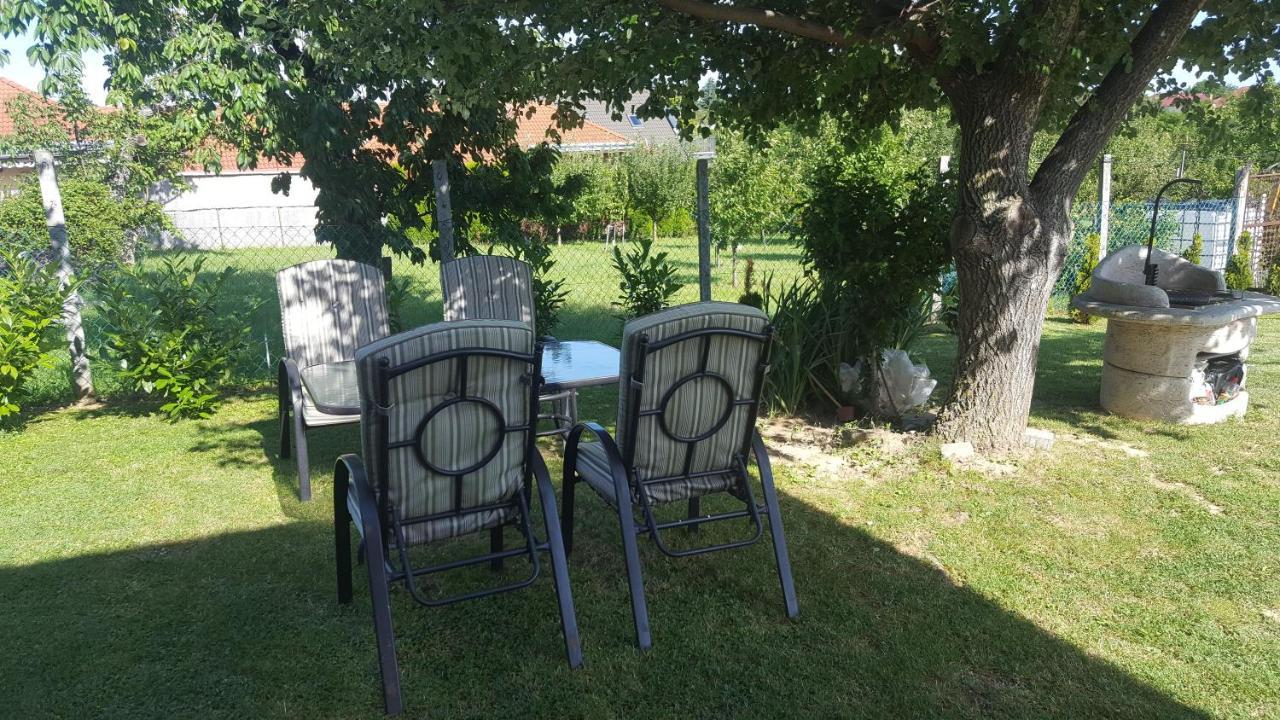 Gyoengyvirag Apartman Keszthely Exterior photo